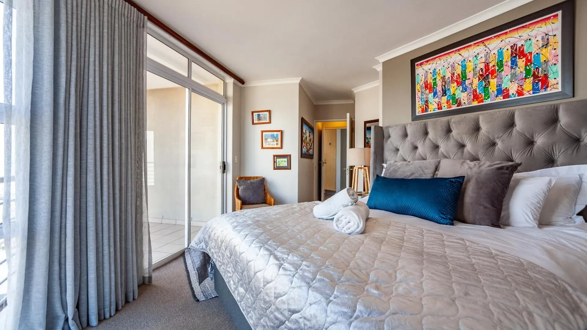 Luxury Ocean View Beachfront 2 Bed Apartment -206 The Waves, Blouberg, Cape Town Bloubergstrand 0*,  South Africa