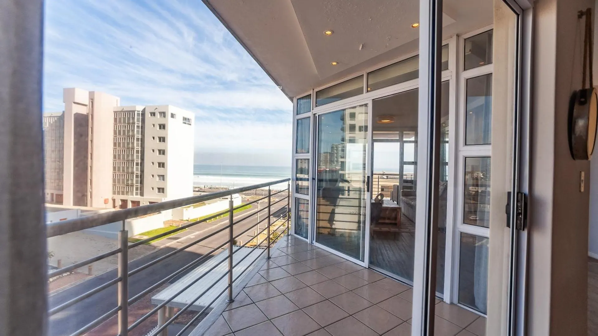 Luxury Ocean View Beachfront 2 Bed Apartment -206 The Waves, Blouberg, Cape Town Bloubergstrand South Africa