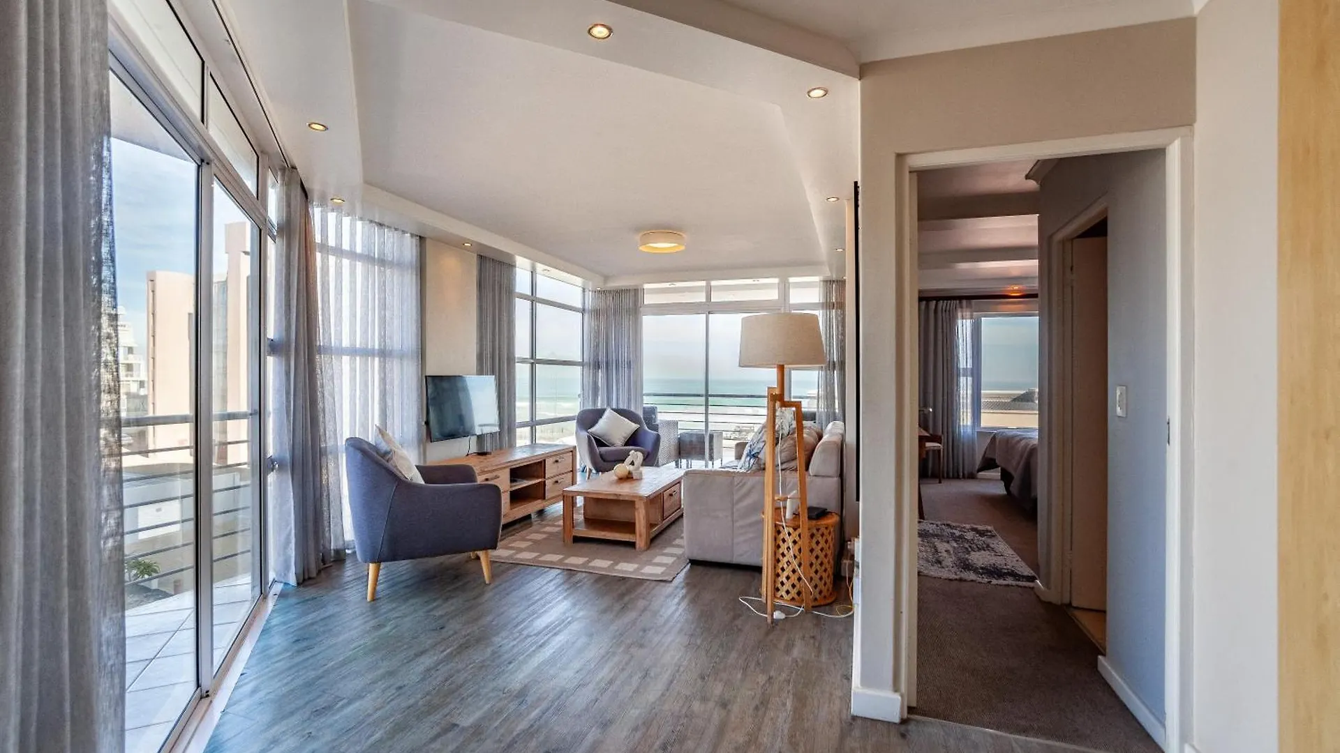 Luxury Ocean View Beachfront 2 Bed Apartment -206 The Waves, Blouberg, Cape Town Bloubergstrand South Africa